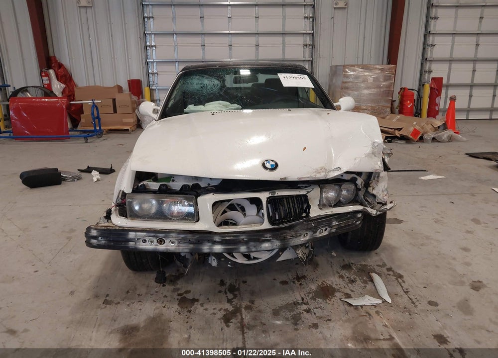 1994 BMW 325 IC AUTOMATIC VIN: WBABJ6326RJD31582