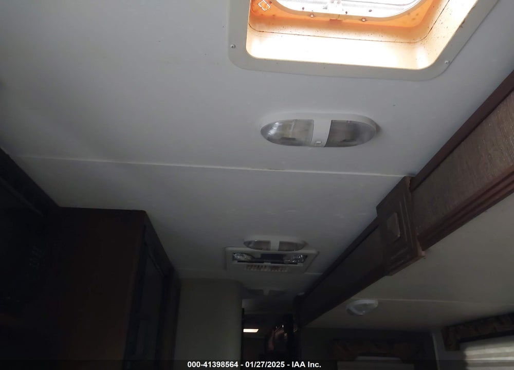 2015 KEYSTONE RV M-308 BHS BULLET ULTRA LITE VIN: 4YDT30824FD425584