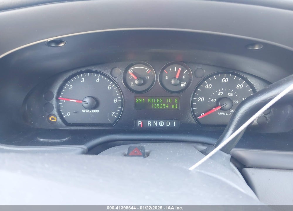 2007 FORD TAURUS SE VIN: 1FAFP53U97A212052