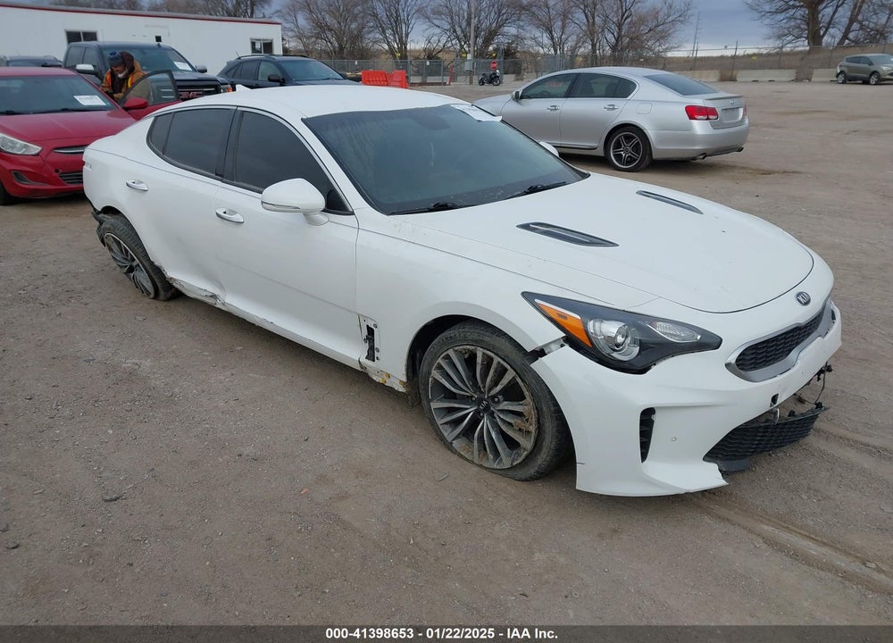2019 KIA STINGER VIN: KNAE15LA3K6051171