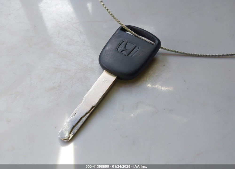2007 HONDA FIT VIN: JHMGD37477S026170