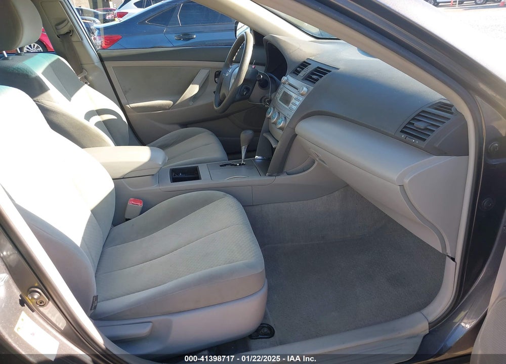 2009 TOYOTA CAMRY LE VIN: 4T1BE46K39U350105