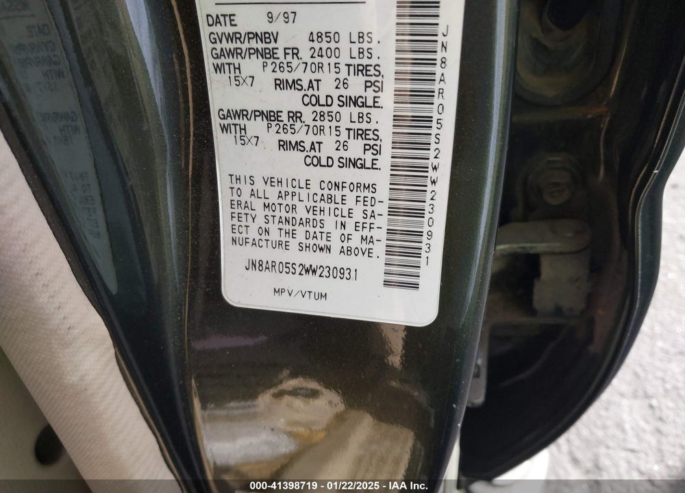 1998 NISSAN PATHFINDER LE/XE VIN: JN8AR05S2WW230931