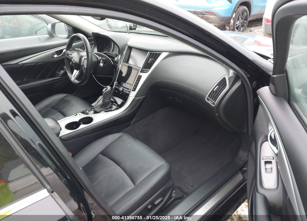 2019 INFINITI Q50 VIN: JN1EV7AR9KM593207