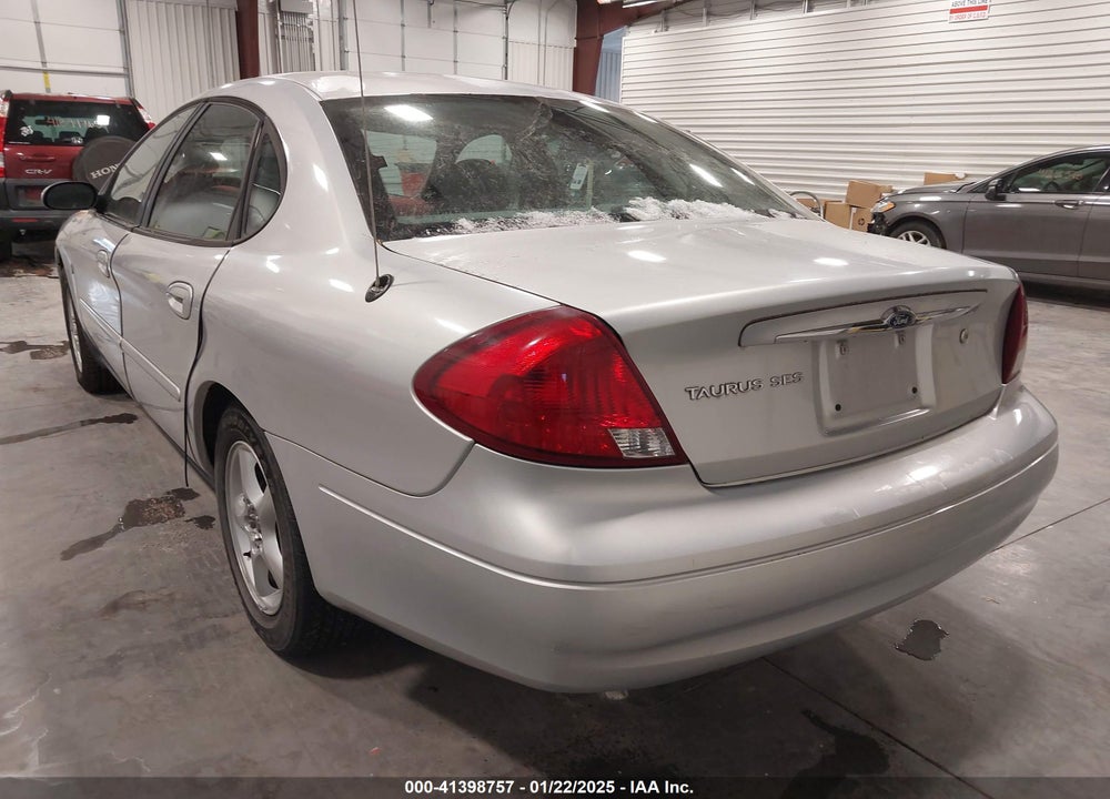 2002 FORD TAURUS SES VIN: 1FAFP55212G247105