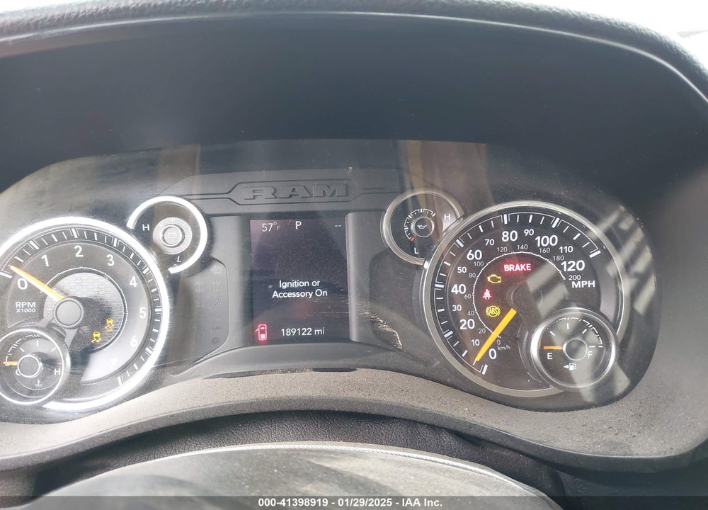 2019 RAM 2500 TRADESMAN 4X4 8' BOX VIN: 3C6UR5HJ3KG576883