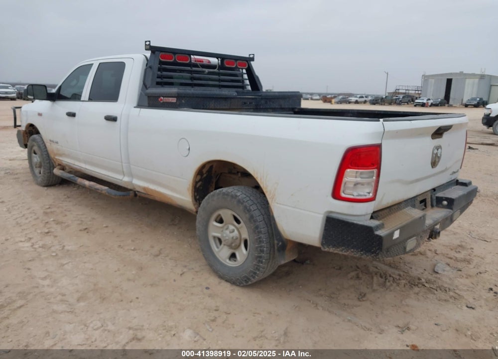 2019 RAM 2500 TRADESMAN 4X4 8' BOX VIN: 3C6UR5HJ3KG576883
