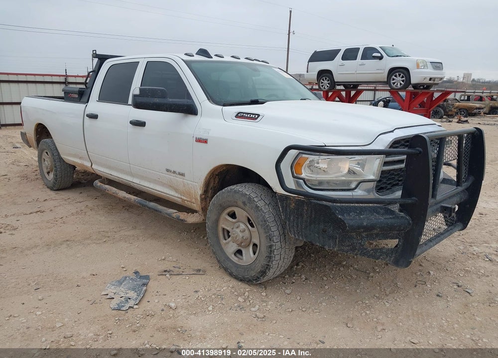 2019 RAM 2500 TRADESMAN 4X4 8' BOX VIN: 3C6UR5HJ3KG576883