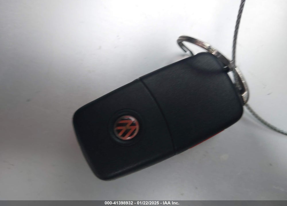 2012 VOLKSWAGEN JETTA VIN: 3VW5A7AJ0CM065108