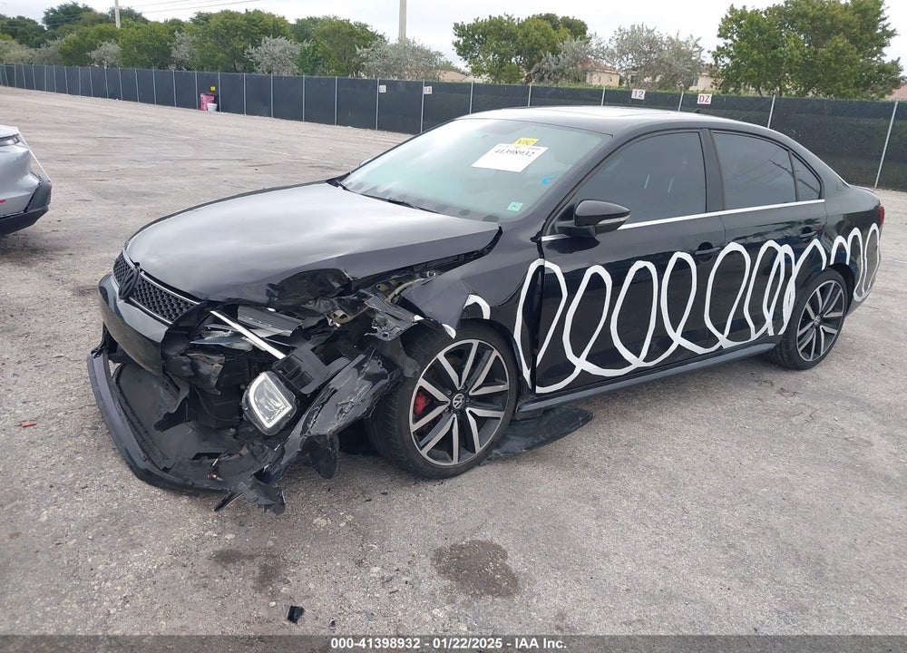 2012 VOLKSWAGEN JETTA VIN: 3VW5A7AJ0CM065108