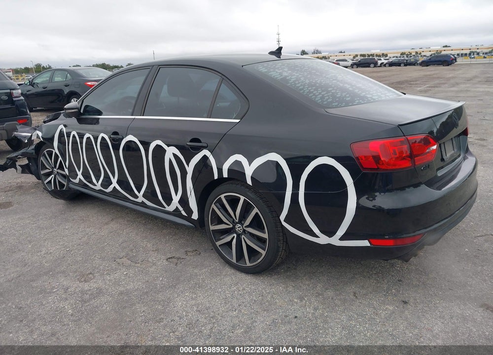 2012 VOLKSWAGEN JETTA VIN: 3VW5A7AJ0CM065108