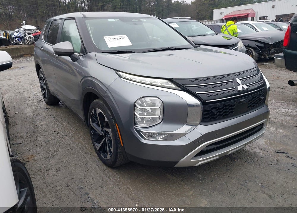 2024 MITSUBISHI OUTLANDER SE/SE BLACK EDITION/SE BLACK EDITION W/PANO ROOF S-AWC VIN: JA4J3VA86RZ038705
