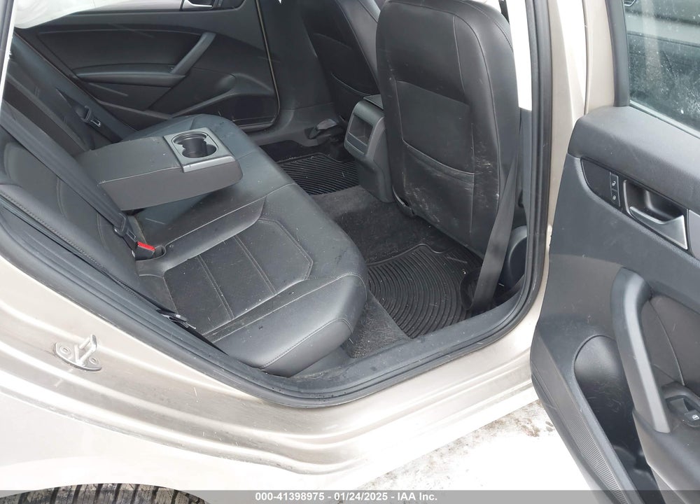 2015 VOLKSWAGEN PASSAT 1.8T WOLFSBURG EDITION VIN: 1VWAT7A31FC026219