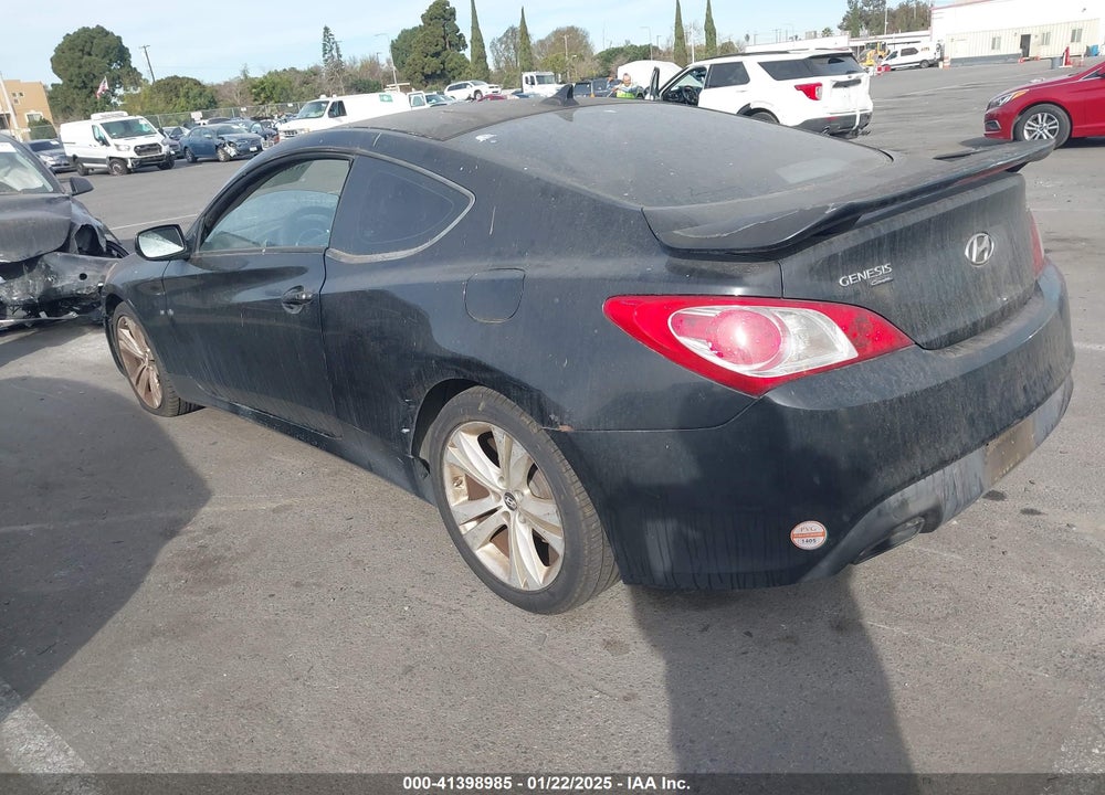 2010 HYUNDAI GENESIS VIN: KMHHT6KD0AU007940