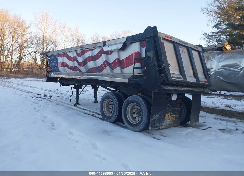 2018 CORAS PREDATOR END DUMP VIN: 4C9C5D824JS072118