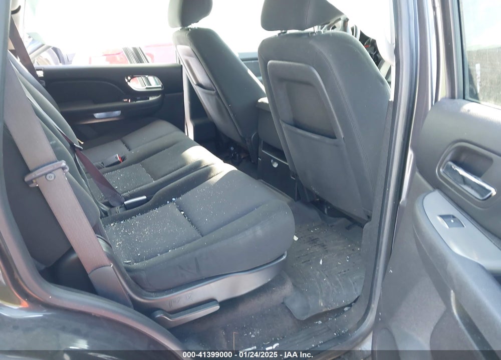 2010 CHEVROLET TAHOE LS VIN: 1GNUKAE02AR244862
