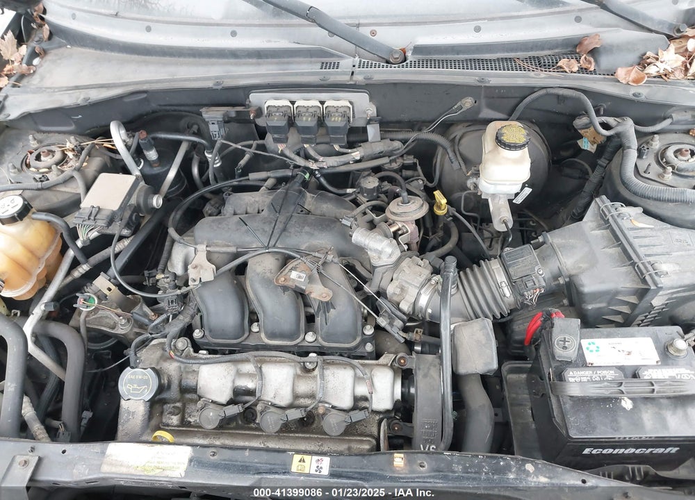 2005 FORD ESCAPE LIMITED VIN: 1FMCU94185KA52914