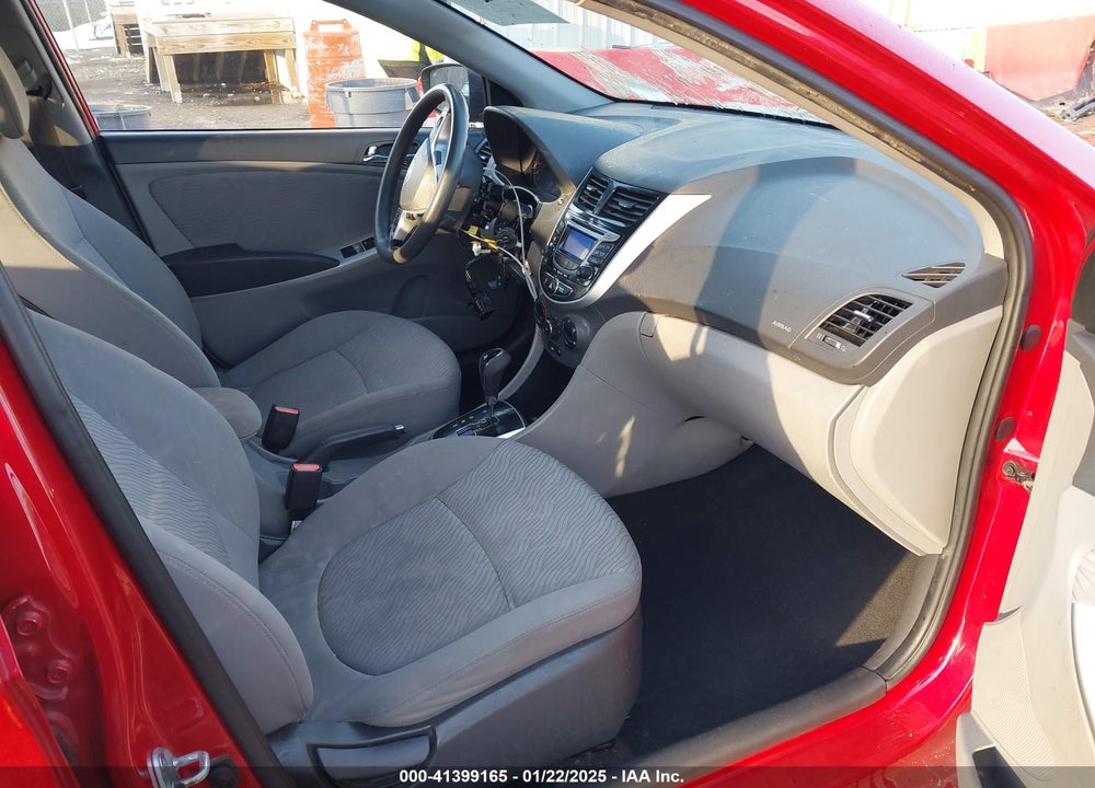 2013 HYUNDAI ACCENT VIN: KMHCU4AE8DU436639