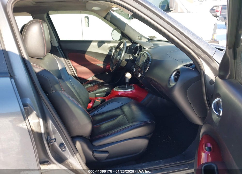 2011 NISSAN JUKE SL VIN: JN8AF5MV9BT023983