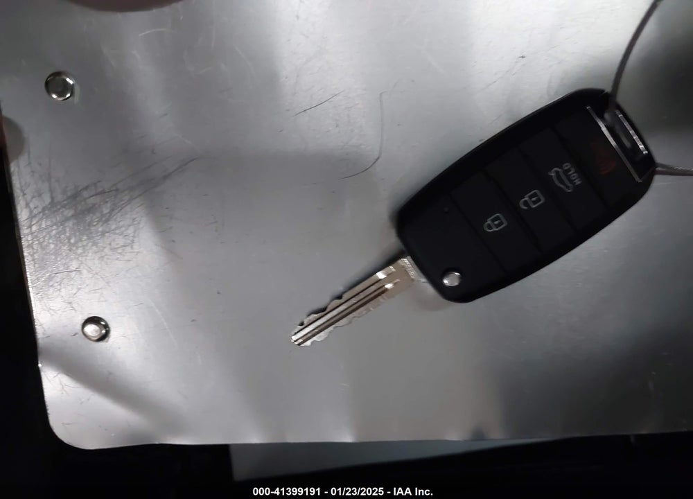2018 KIA FORTE LX VIN: 3KPFK4A75JE220718
