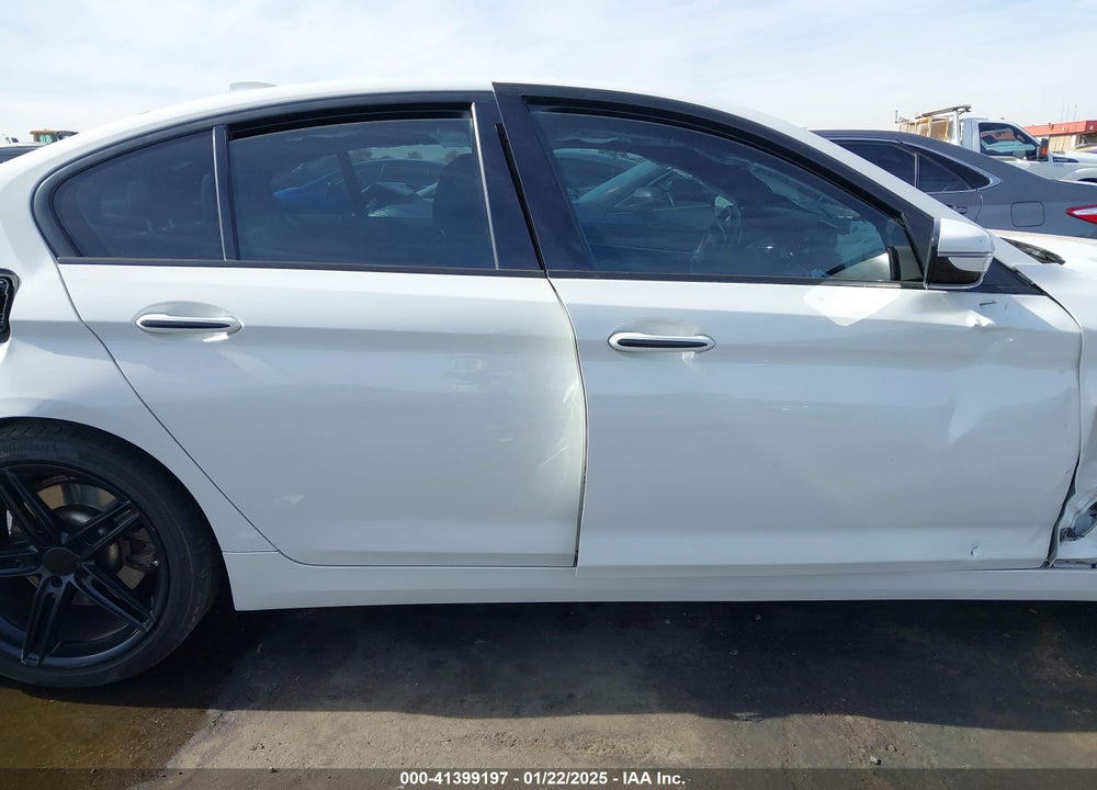 2018 BMW 530E VIN: WBAJA9C58JB251199