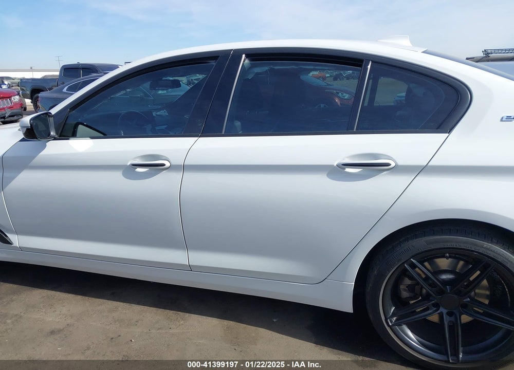 2018 BMW 530E VIN: WBAJA9C58JB251199
