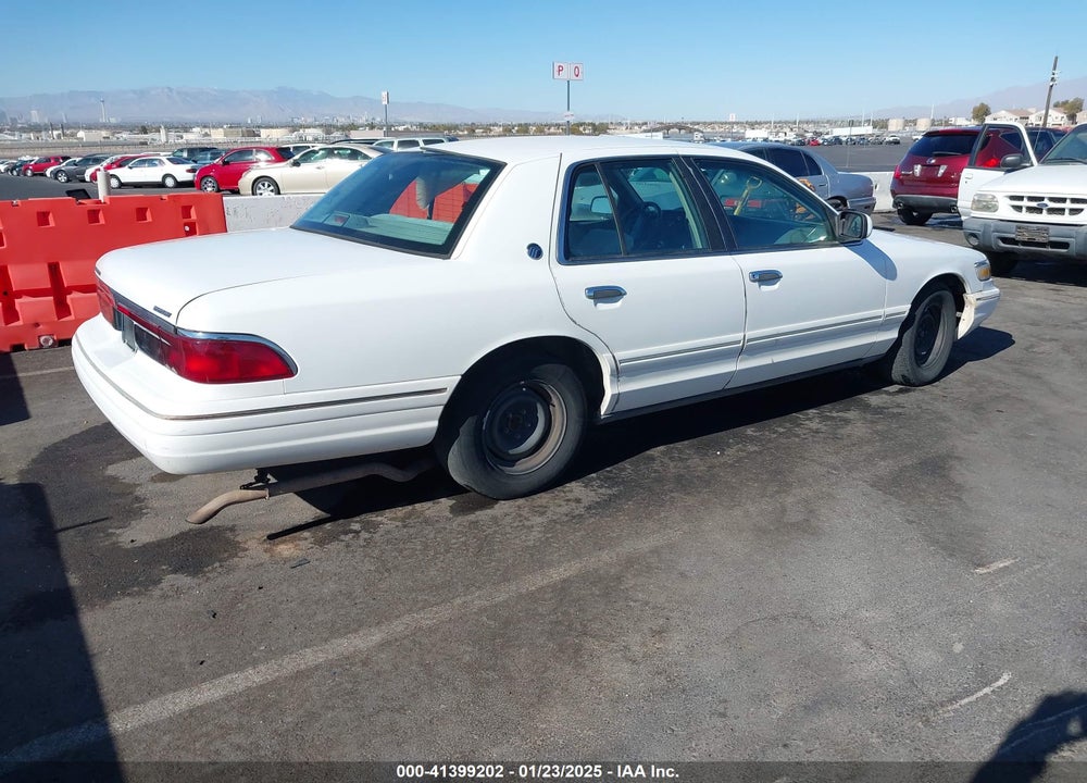 1996 MERCURY GRAND MARQUIS GS VIN: 2MELM74W4TX634098