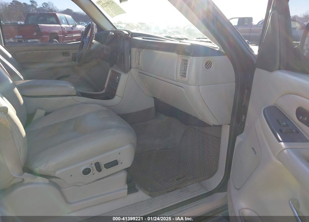 2006 CADILLAC ESCALADE STANDARD VIN: 1GYEC63N06R139020