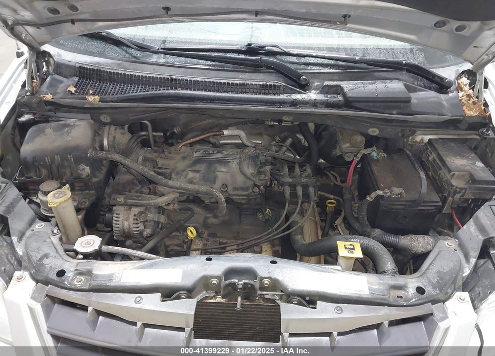 2008 CHRYSLER TOWN & COUNTRY LX VIN: 2A8HR44H48R618609