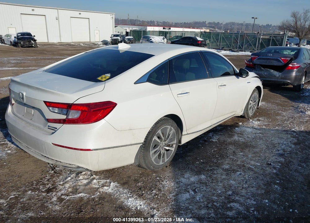 2018 HONDA ACCORD HYBRID TOURING VIN: 1HGCV3F97JA002329