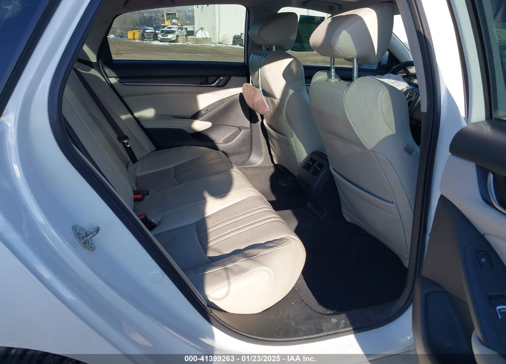 2018 HONDA ACCORD HYBRID TOURING VIN: 1HGCV3F97JA002329
