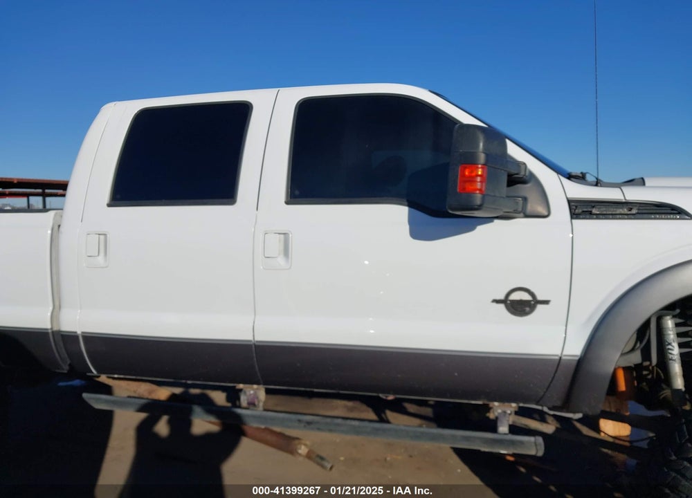 2011 FORD F-250 LARIAT VIN: 1FT7W2BT9BEC30139