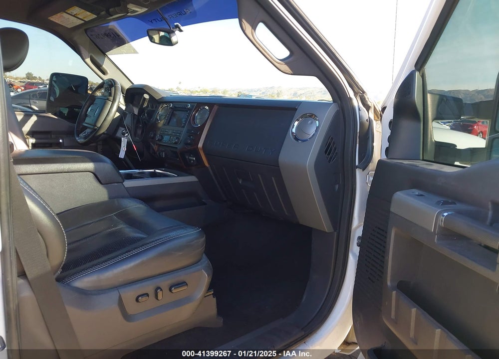 2011 FORD F-250 LARIAT VIN: 1FT7W2BT9BEC30139