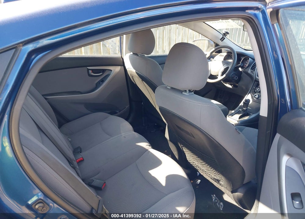 2016 HYUNDAI ELANTRA SE VIN: 5NPDH4AE5GH793885