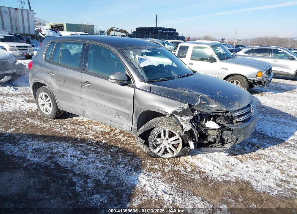 2014 VOLKSWAGEN TIGUAN R-LINE/S/SE/SEL VIN: WVGBV3AX2EW519896