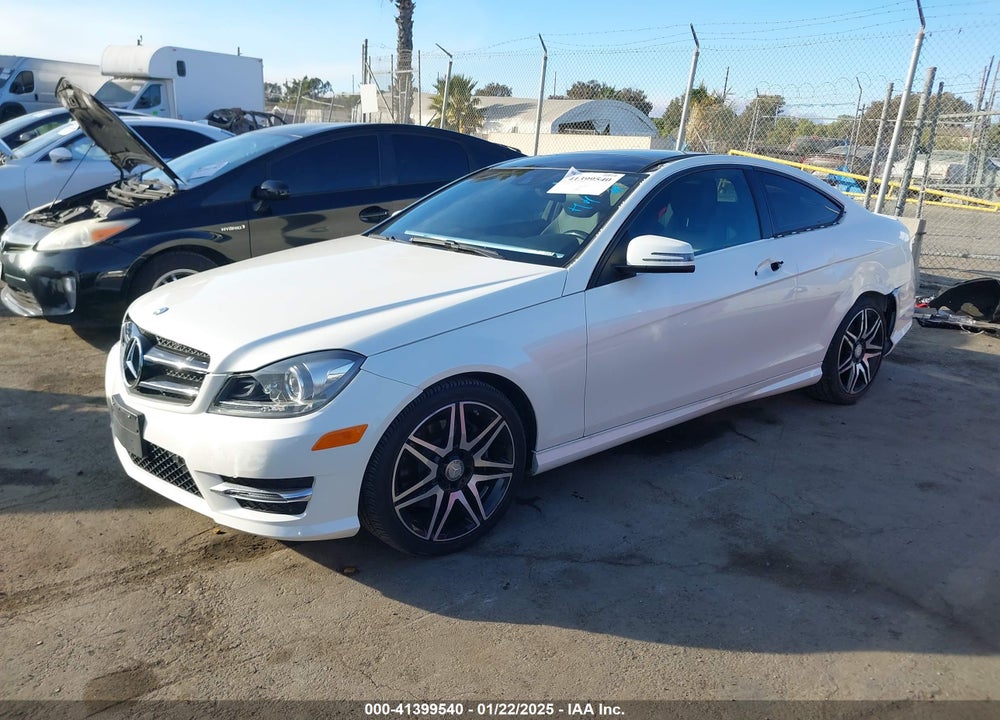 2015 MERCEDES-BENZ C 350 VIN: WDDGJ5HB8FG389152