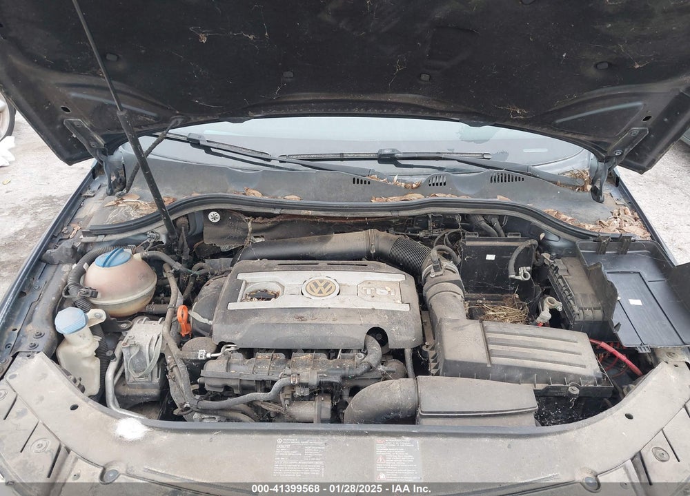 2008 VOLKSWAGEN PASSAT VIN: WVWJK73C58P112051