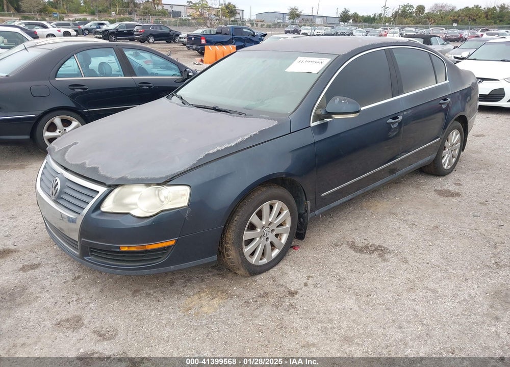 2008 VOLKSWAGEN PASSAT VIN: WVWJK73C58P112051