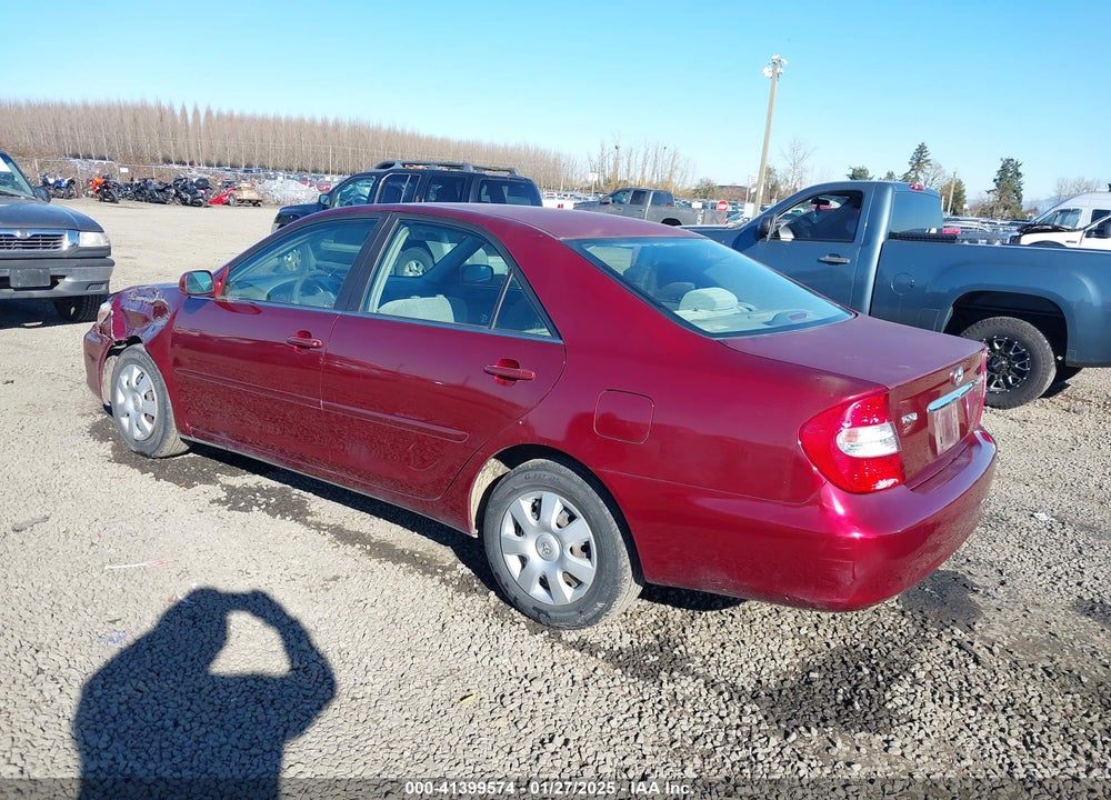 2004 TOYOTA CAMRY LE VIN: JTDBE32K940269629