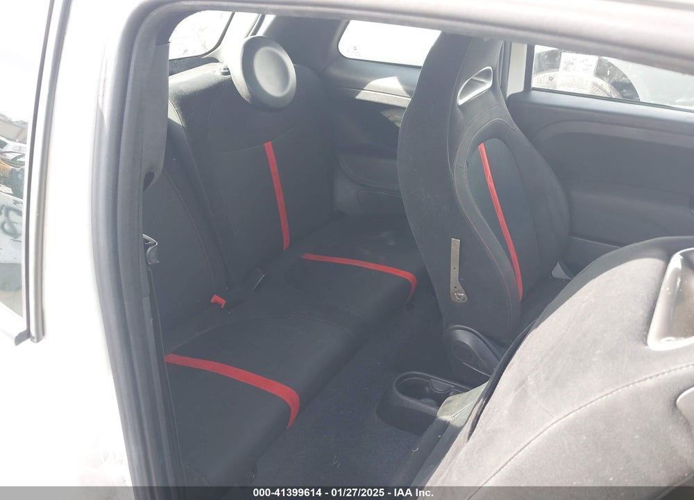 2016 FIAT 500 VIN: 3C3CFFFH8GT165503