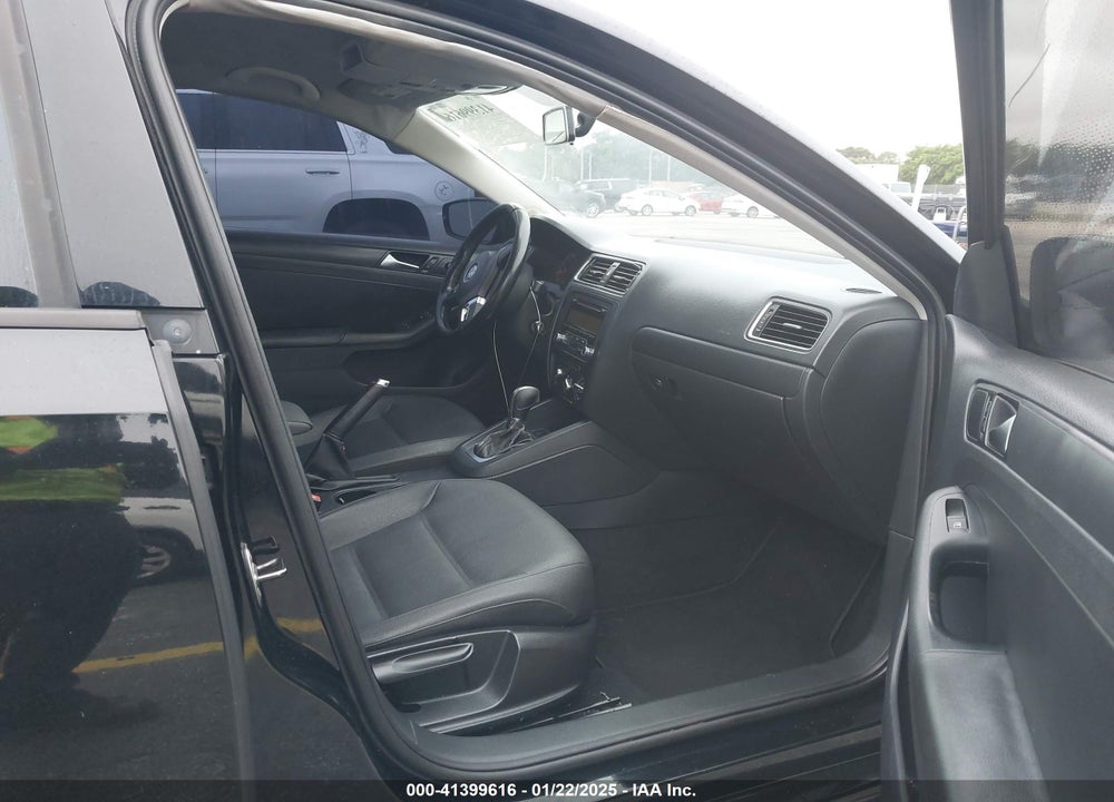2011 VOLKSWAGEN JETTA 2.5L SE VIN: 3VWDX7AJ9BM315728