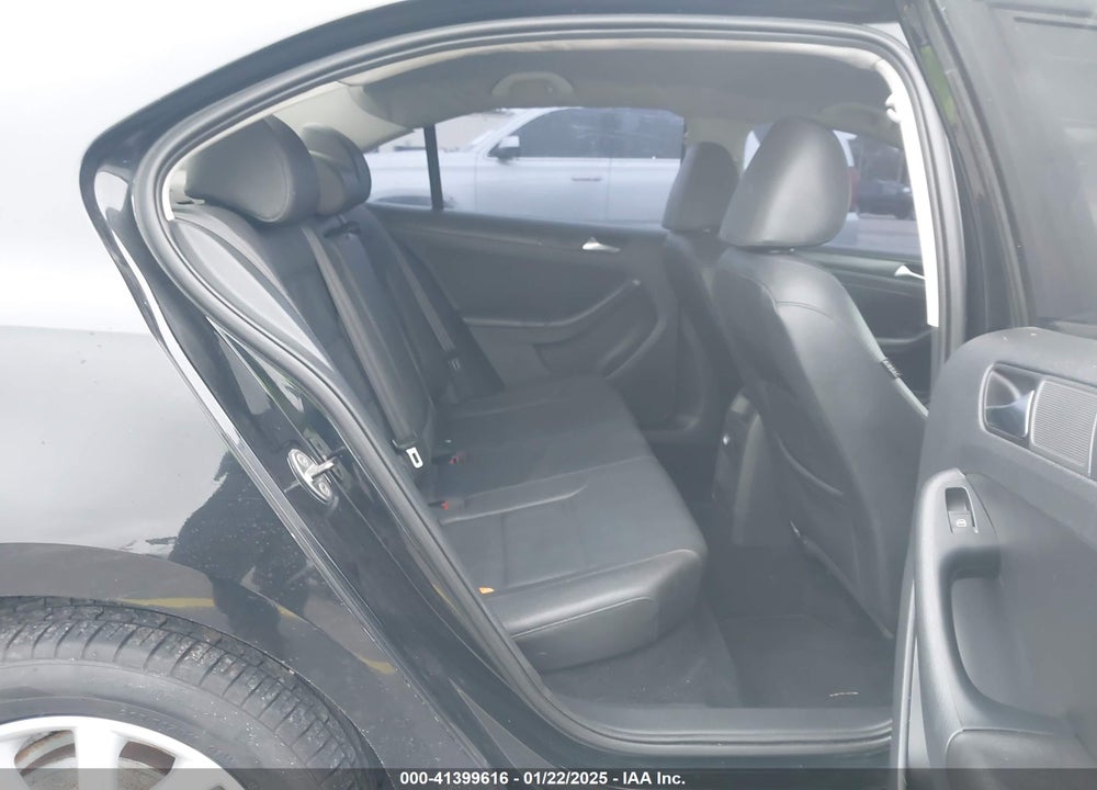 2011 VOLKSWAGEN JETTA 2.5L SE VIN: 3VWDX7AJ9BM315728