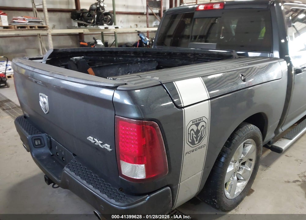 2017 RAM 1500 VIN: 1C6RR7MT8HS533229