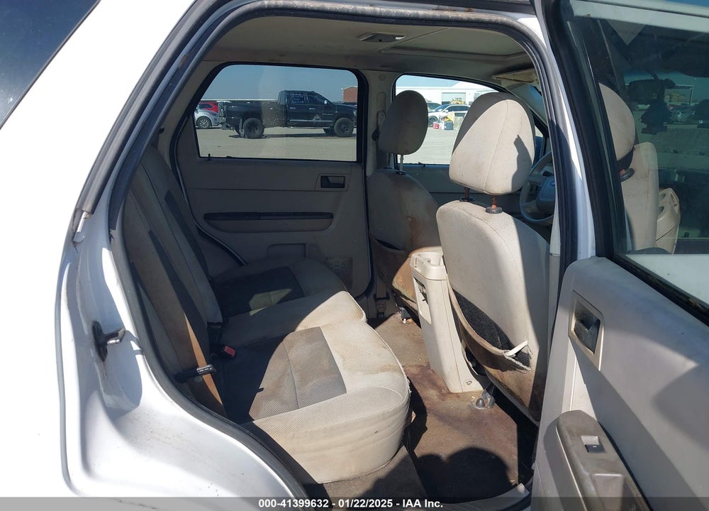 2008 FORD ESCAPE XLT VIN: 1FMCU03198KA86510