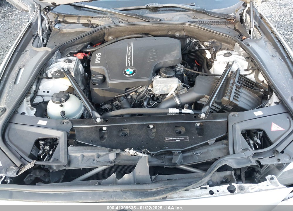 2013 BMW 528I VIN: WBAXH5C56DDW15613