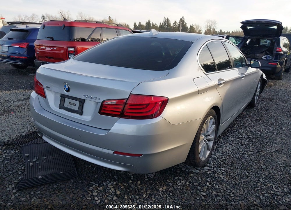 2013 BMW 528I VIN: WBAXH5C56DDW15613