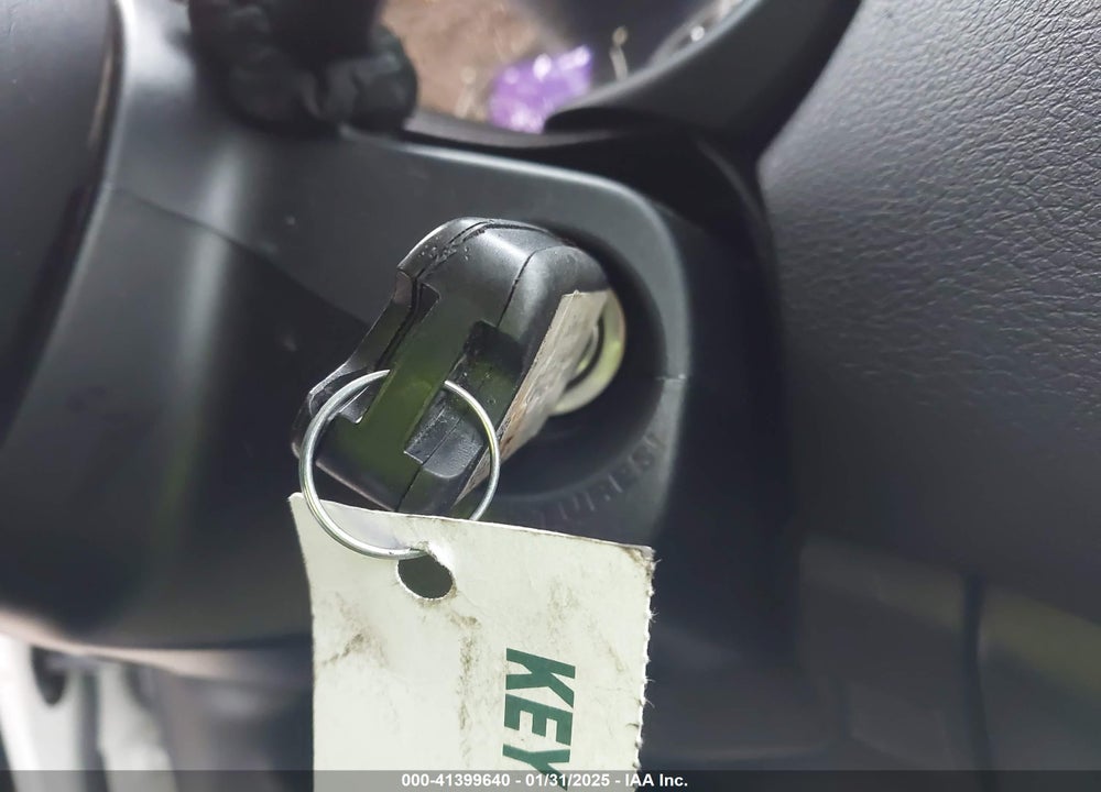 2015 JEEP RENEGADE LATITUDE VIN: ZACCJABT7FPB98893