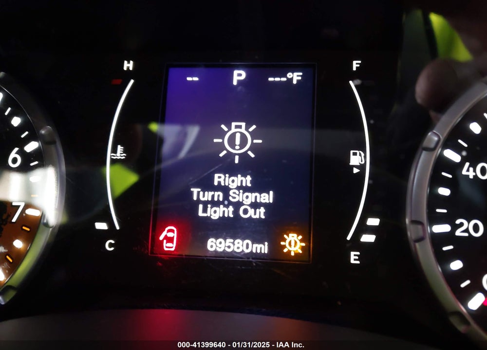 2015 JEEP RENEGADE LATITUDE VIN: ZACCJABT7FPB98893
