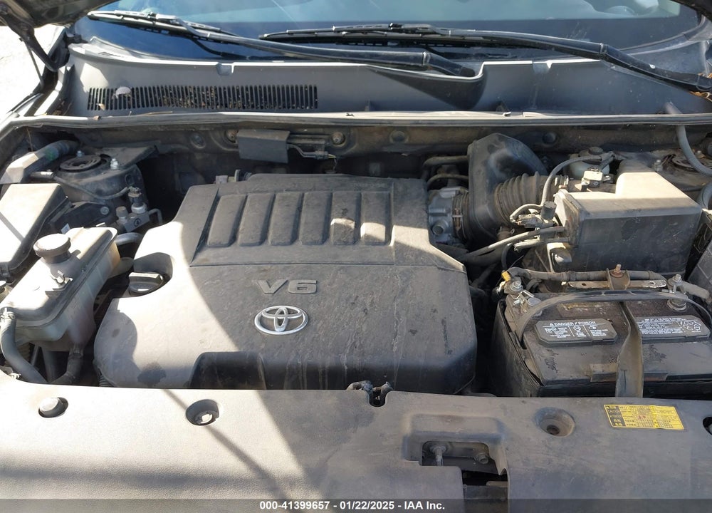 2009 TOYOTA RAV4 SPORT VIN: JTMBK32V095079182