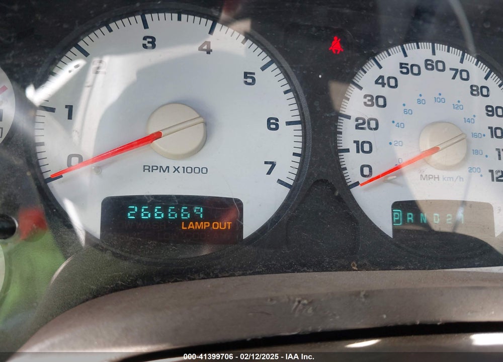 2002 DODGE RAM 1500 ST VIN: 1D7HA18N62S568143